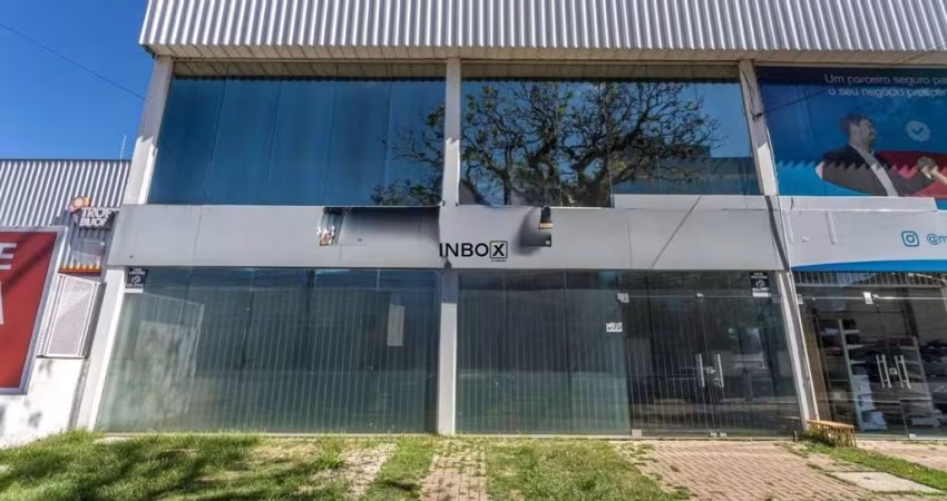 Ampla Loja Comercial com Mezanino e Vitrines