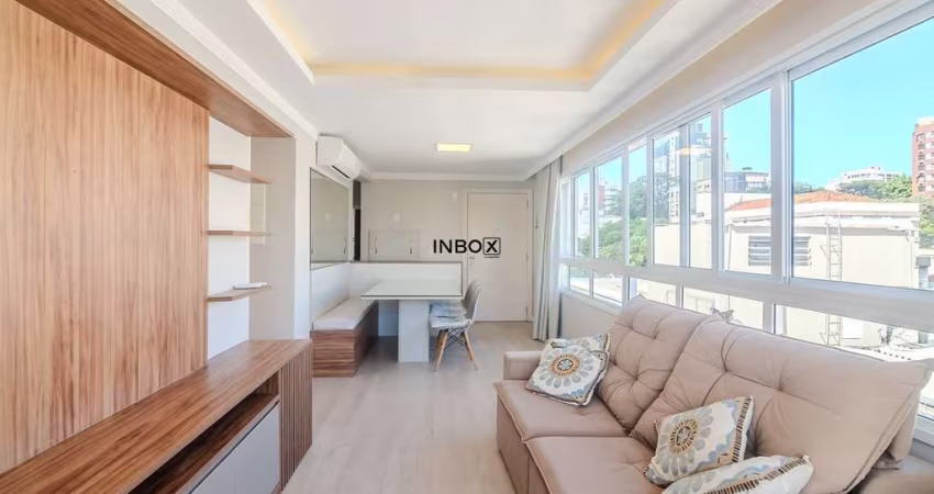 Apartamento semimobiliado com 60m², 1 suíte e 2 vagas próximo à 24 de Outubro!