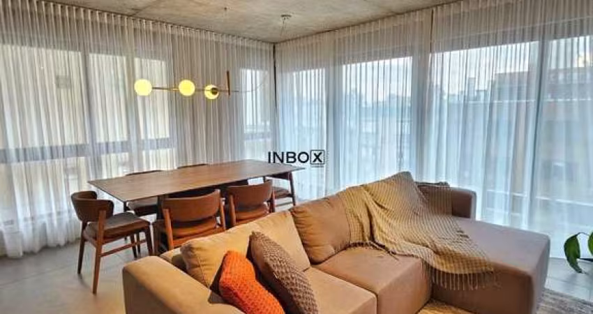 Apartamento decorado de 117m² e 2 dormitórios suítes no Bairro Petrópolis