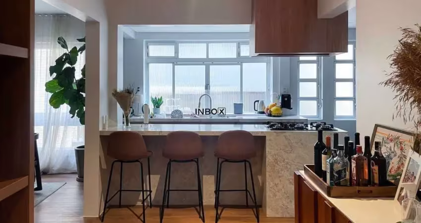 Apartamento totalmente reformado no bairro petrópolis