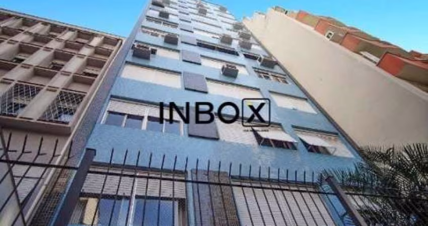 Otimo apartamento de 02 dormitório, todo reformado, nas proximidades do Hospital Santa Casa e situado no Centro Histórico de Porto Alegre.