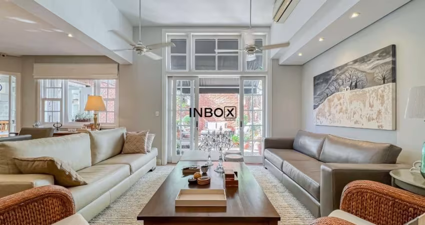 Casa com 420m² com 2 dormitórios e 2 suítes no bairro Chácara das Pedras, Porto Alegre/RS