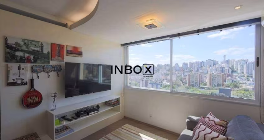 INBOX CIA IMOBILIÁRIA VENDE apartamento de 1 dormitório com churrasqueira privativa e 1 vaga no bairro Petrópolis.