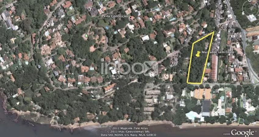 Excelente terreno na Zona Sul de Porto Alegre, com 5500 m² em ótima localização