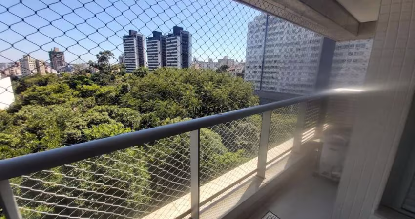 Apartamento com 1 dormitório para alugar, 48 m² por R$ 3.300/mês - Petrópolis - Porto Alegre/RS
