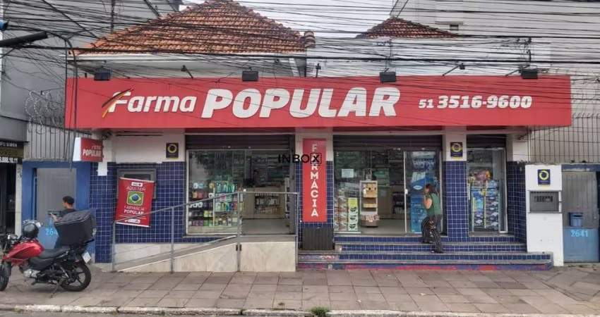 INBOX CIA IMOBILIARIA VENDE e ALUGA Prédio Comercial constituído com duas casas, 540 m², no coração do bairro Petrópolis.