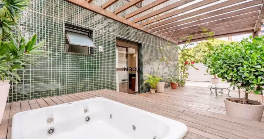 Apartamento garden semimobiliado com 2 suítes, 4 vagas e amplo terraço