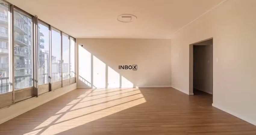 Apartamento de 170m² com planta espaçosa e 3 dormitórios, suíte e garagem