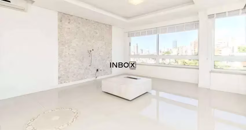 Apartamento semi-mobiliado, 2 quartos, sendo 1 suíte, torre única, lareira, churrasqueira e 2 vagas.