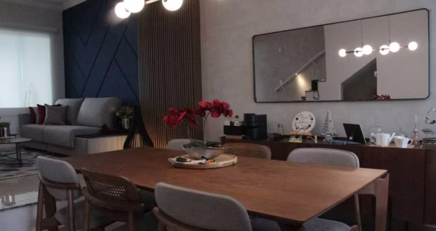 Casa em condomínio, 3 dormit, 2 suítes, 2 vagas - Moinho Velho