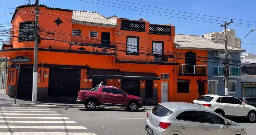 Prédio Comercial com Apartamentos na Parte Superior para Venda