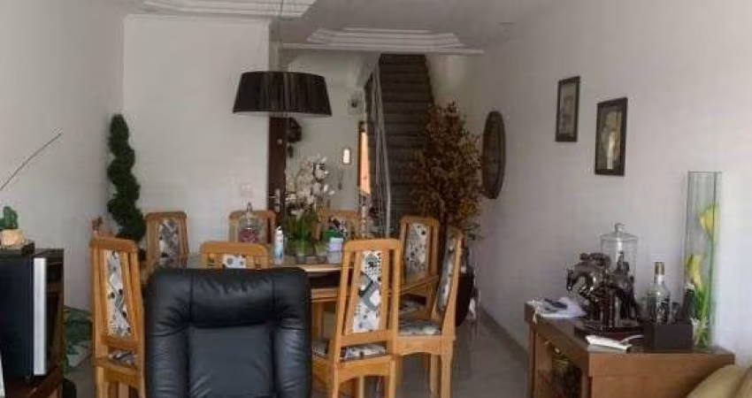 Sobrado à venda, 3 quartos, 1 suíte, 4 vagas, Vila Lúcia - São Paulo/SP