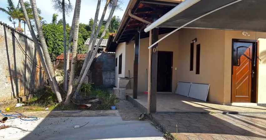Casa em Condomínio Fechado