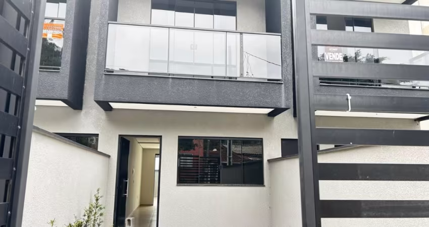 DUPLEX COM 2 SUITES