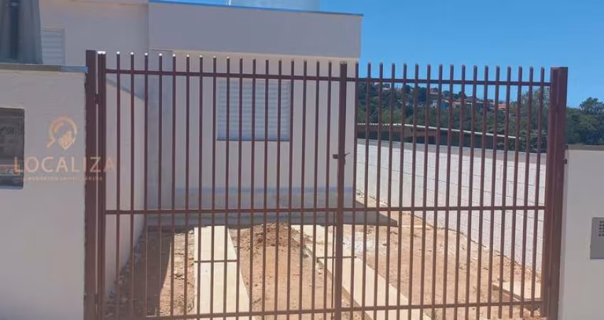 Imóvel imperdível no Jardim Novo Amanhecer, Jacareí-SP: Casa com 2 quartos, 1 sala, 2 vagas e 52m² de área!