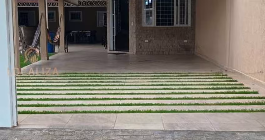 Imperdível oportunidade: Casa à venda em Jacareí-SP, Jardim Colônia, 2 quartos, 1 suíte, 2 salas, 6 vagas, 110m².
