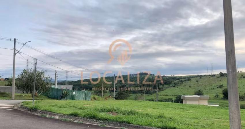 Terreno em Condomínio de Luxo em Eugênio de Mello, São José dos Campos-SP  402m² disponíveis!