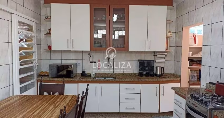 Imperdível oportunidade: Casa à venda ou locação em São José dos Campos-SP, Jardim Souto, 2 quartos, 1 sala, 1 banheiro, 2 vagas, 90m².