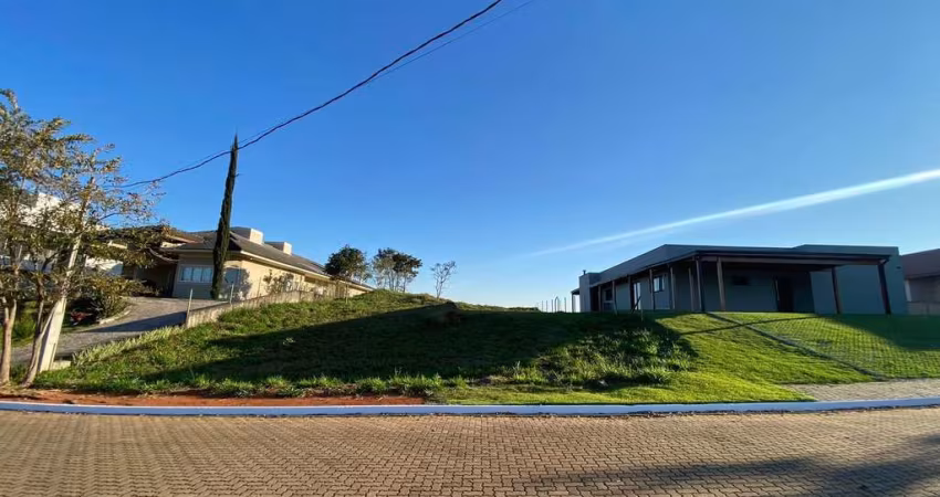 Terreno no Condomínio Terras de Santa Mariana / 1.200 m²/ Localização Privilegiada / Caçapava.