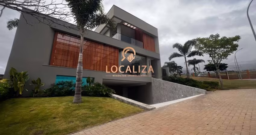 Luxuosa casa em condomínio à venda em São José dos Campos-SP, no Condomínio Residencial Alphaville I: 5 quartos, 5 suítes, 3 salas, 7 banheiros, 4 vagas de garagem, 420m².