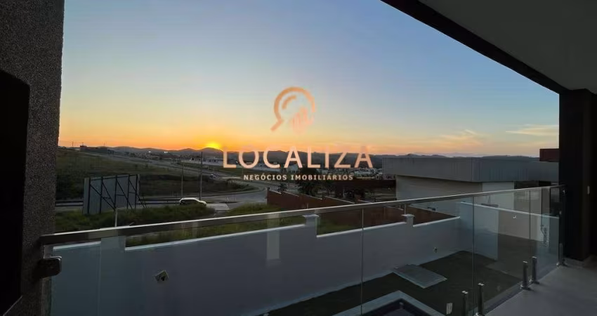Luxuosa Casa em Condomínio à Venda em São José dos Campos-SP, 3 Quartos, 3 Suítes, 2 Salas, 2 Banheiros, 3 Vagas, 263m².