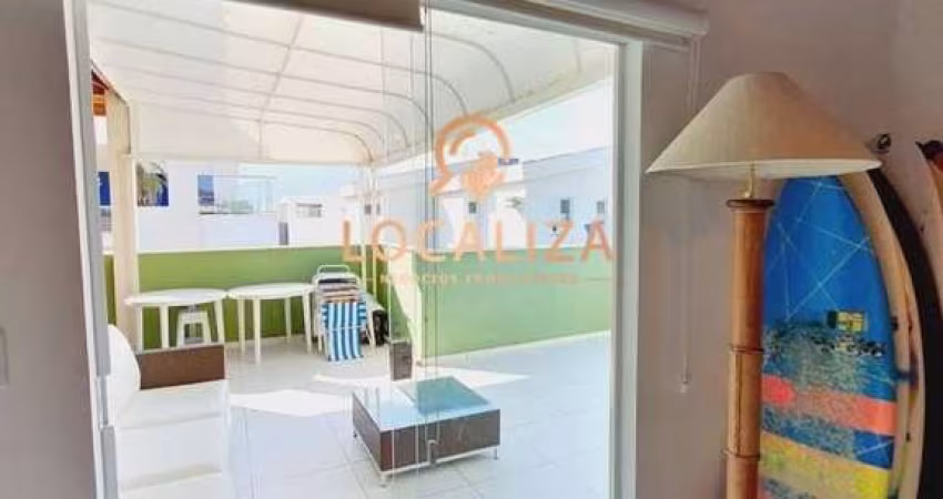Luxuosa cobertura à venda em Itaguá, Ubatuba-SP, com 3 quartos, 3 suítes, sala ampla, 2 vagas e 165m² de área. Imperdível!