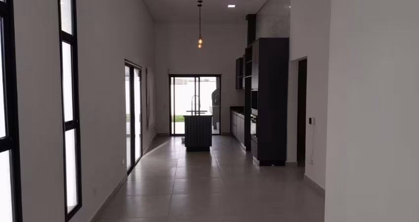 Casa à venda em Caçapava-SP, Residencial Colinas: 3 quartos, 1 suíte, 2 salas, 2 banheiros, 4 vagas, 300m² de área. Imperdível!