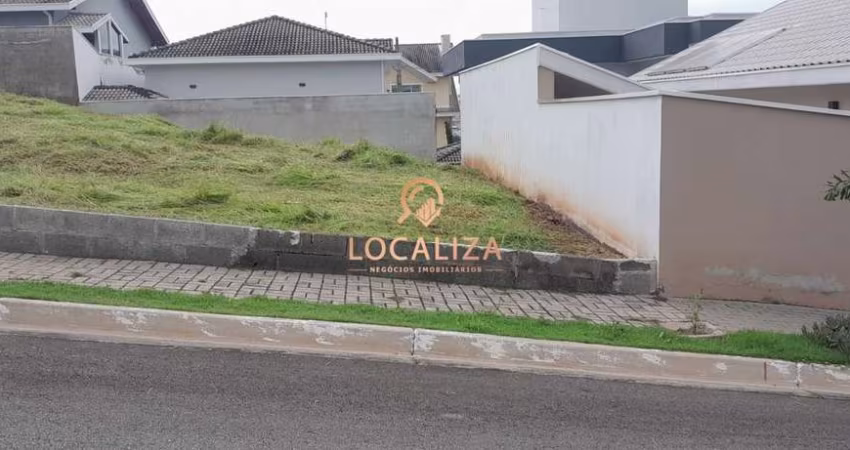 Terreno no Condomínio Residencial Mantiqueira / 252 m²/ Esquina / São José dos Campos.
