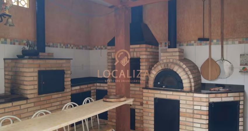 Casa sobrado/ Bosque dos Eucaliptos / 03 dormitórios sendo 1 suíte / 150m² / São José dos Campos
