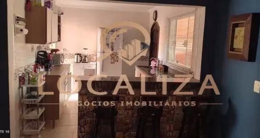 Casa à venda em São José dos Campos-SP, Cidade Vista Verde: 7 quartos, 2 suítes, 2 salas, 3 banheiros, 2 vagas, 136m²!