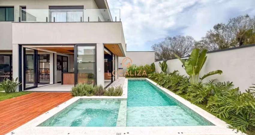 Casa luxuosa à venda em São José dos Campos-SP, 4 quartos, 3 suítes, 2 salas, 4 vagas no Urbanova