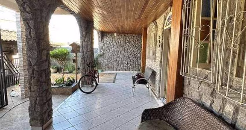 Casa Térrea com 2 Quartos + Ampla Área Gourmet e Piscina | Barcelona