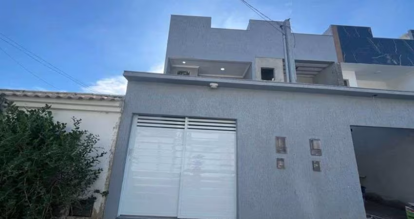 Casa em condomínio, 2 quartos, próximo Estrada Iaraquã e Park Shopping