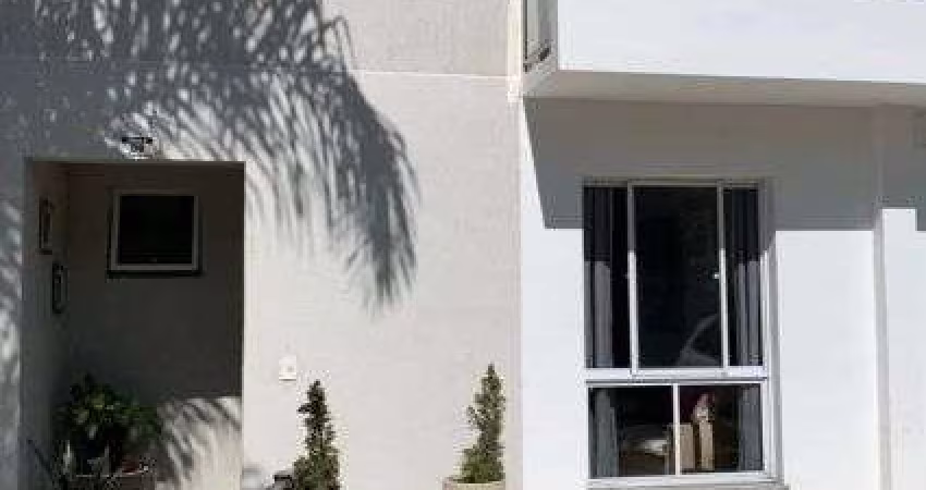 Casa em codomínio 3 quartos, próximo a estrada da Cachamorra