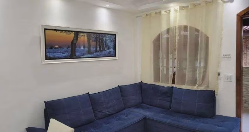 Casa linear em condomínio, 2 quartos, próximo Estrada do Moinho