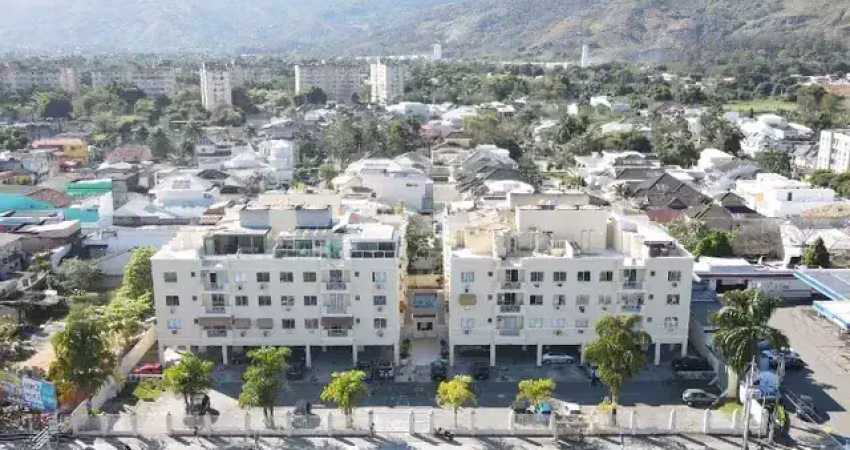 Apartamento, 2 quartos/ suíte, elevador, na estrada da  cachamorra