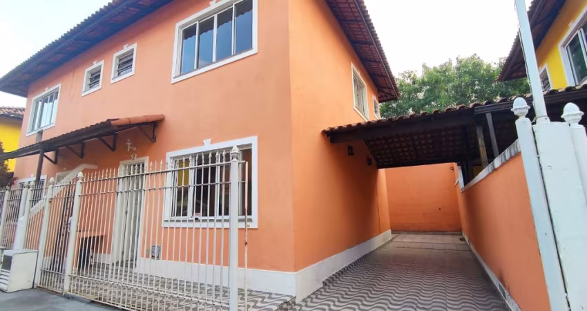 Casa , 2 quartos, próximo ao Habib's e west Shopping