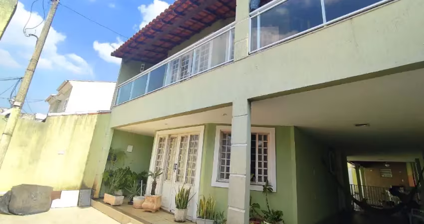 Casa duplex,  3 quartos, piscina, próximo do West Shopping