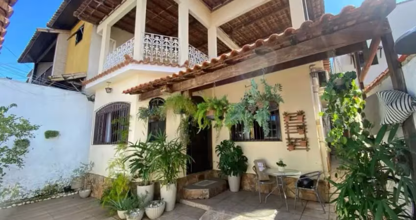 Casa , 2 quartos, sub bairro brito 1, perto da estrada do monteiro