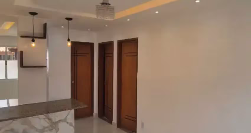 Excelente casa linear, 2 quartos, 2 banheiros, próximo a estrada do campinho