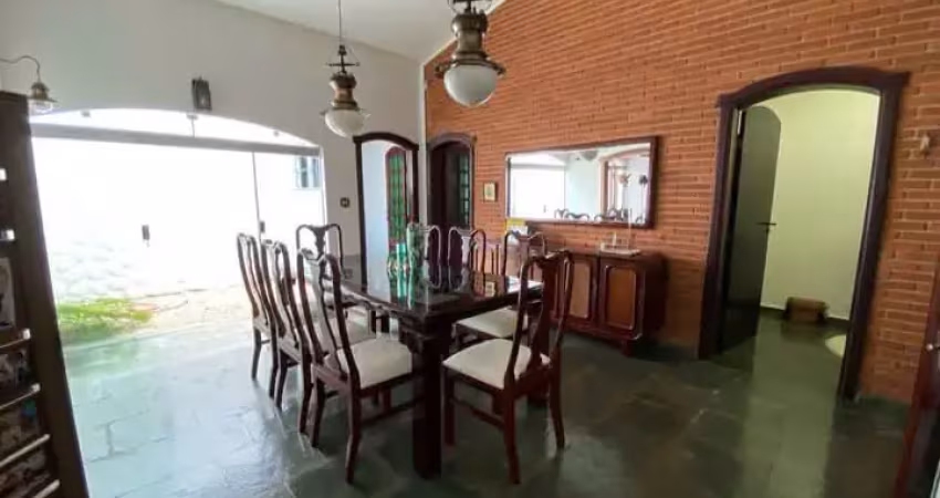 Casa de alto padrão a venda  - Jardim Cardinalli