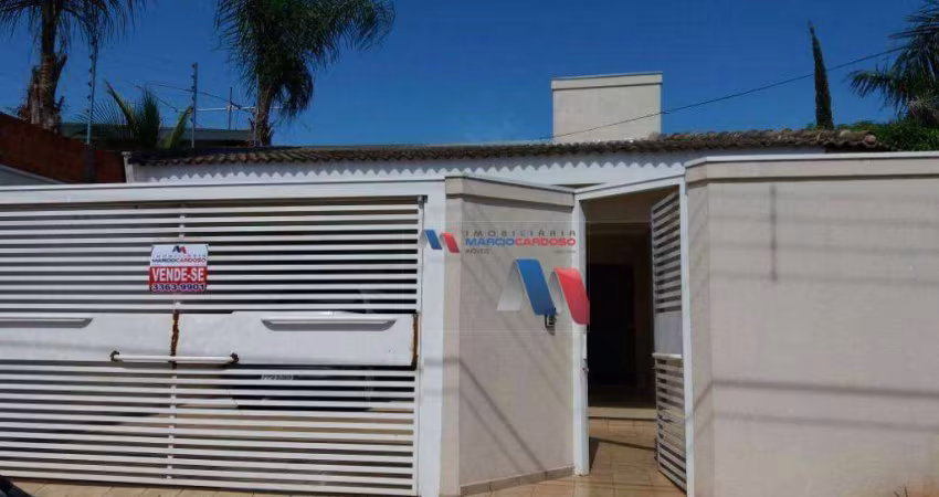 Casa com 3 dormitórios à venda, 250 m² por R$ 750.000,00 - Parque São Miguel - São José do Rio Preto/SP