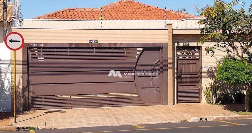Casa com 4 dormitórios à venda, 238 m² por R$ 890.000,00 - Boa Vista - São José do Rio Preto/SP