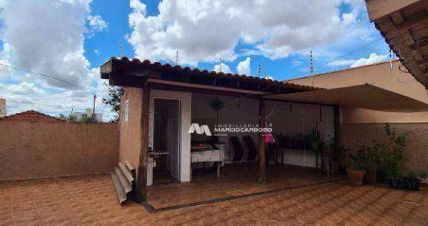 Casa com 3 dormitórios à venda, 180 m² por R$ 950.000,00 - Bosque da Saúde - São José do Rio Preto/SP