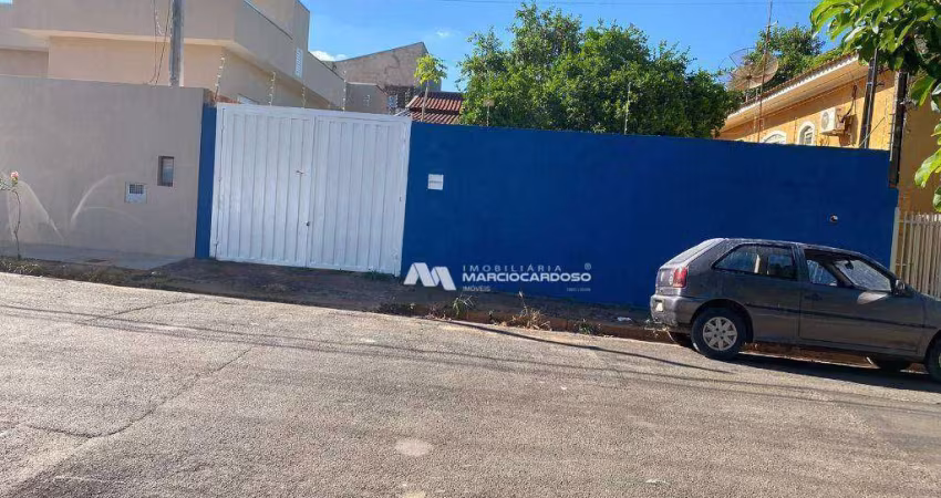 Casa com 1 dormitório, 70 m² - venda por R$ 480.000,00 ou aluguel por R$ 2.000,00/mês - Jardim Conceição - São José do Rio Preto/SP