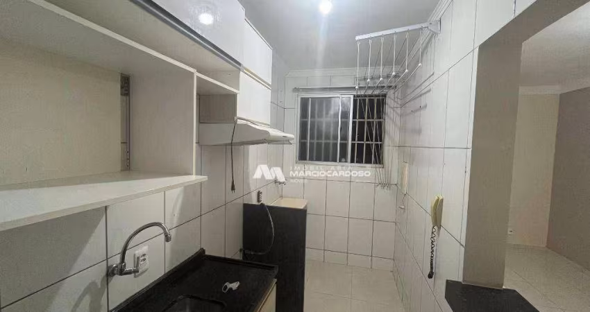 Apartamento com 2 dormitórios à venda, 52 m² por R$ 210.000,00 - Jardim Yolanda - São José do Rio Preto/SP