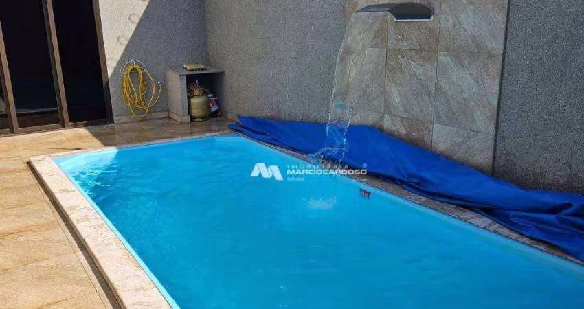 Casa com 2 dormitórios à venda, 174 m² por R$ 550.000,00 - Conjunto Habitacional São José do Rio Preto - São José do Rio Preto/SP