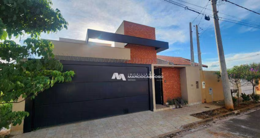 Casa com 3 dormitórios à venda, 137 m² por R$ 470.000,00 - Menezes II - Bady Bassitt/SP