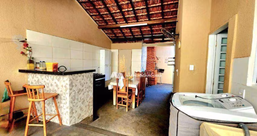Casa com 4 dormitórios à venda, 160 m² por R$ 215.000,00 - Jardim Maria Lúcia - São José do Rio Preto/SP