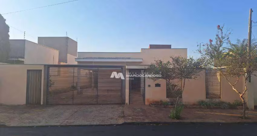 Casa com 3 dormitórios à venda, 198 m² por R$ 1.600.000 - Universitário - São José do Rio Preto/SP